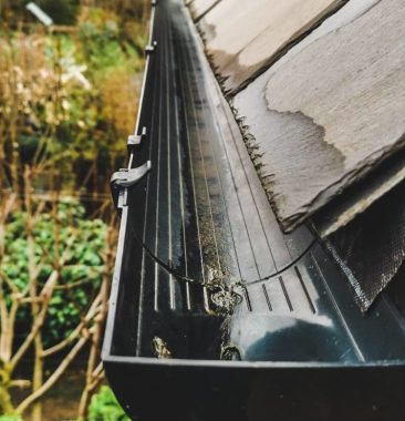 gutter cleaning the wirral